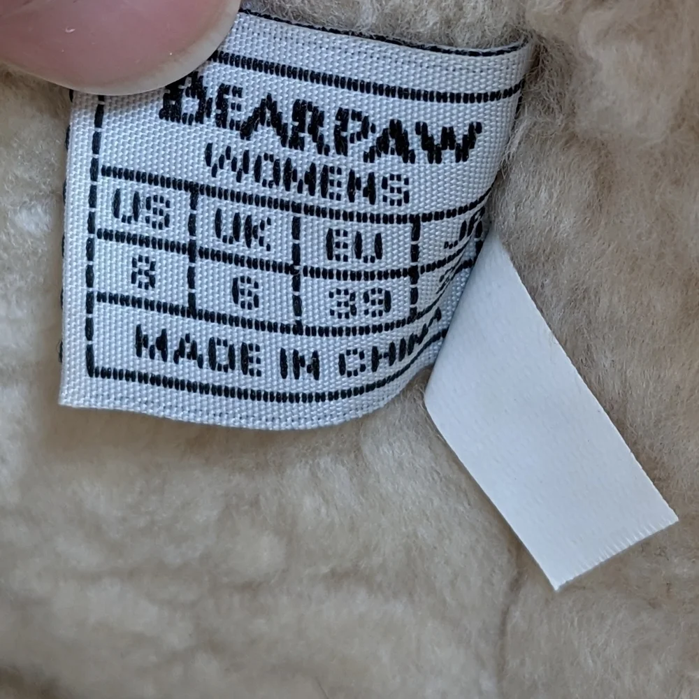 Bearpaw Leather Emma Boot Sherpa Lined 8 Women